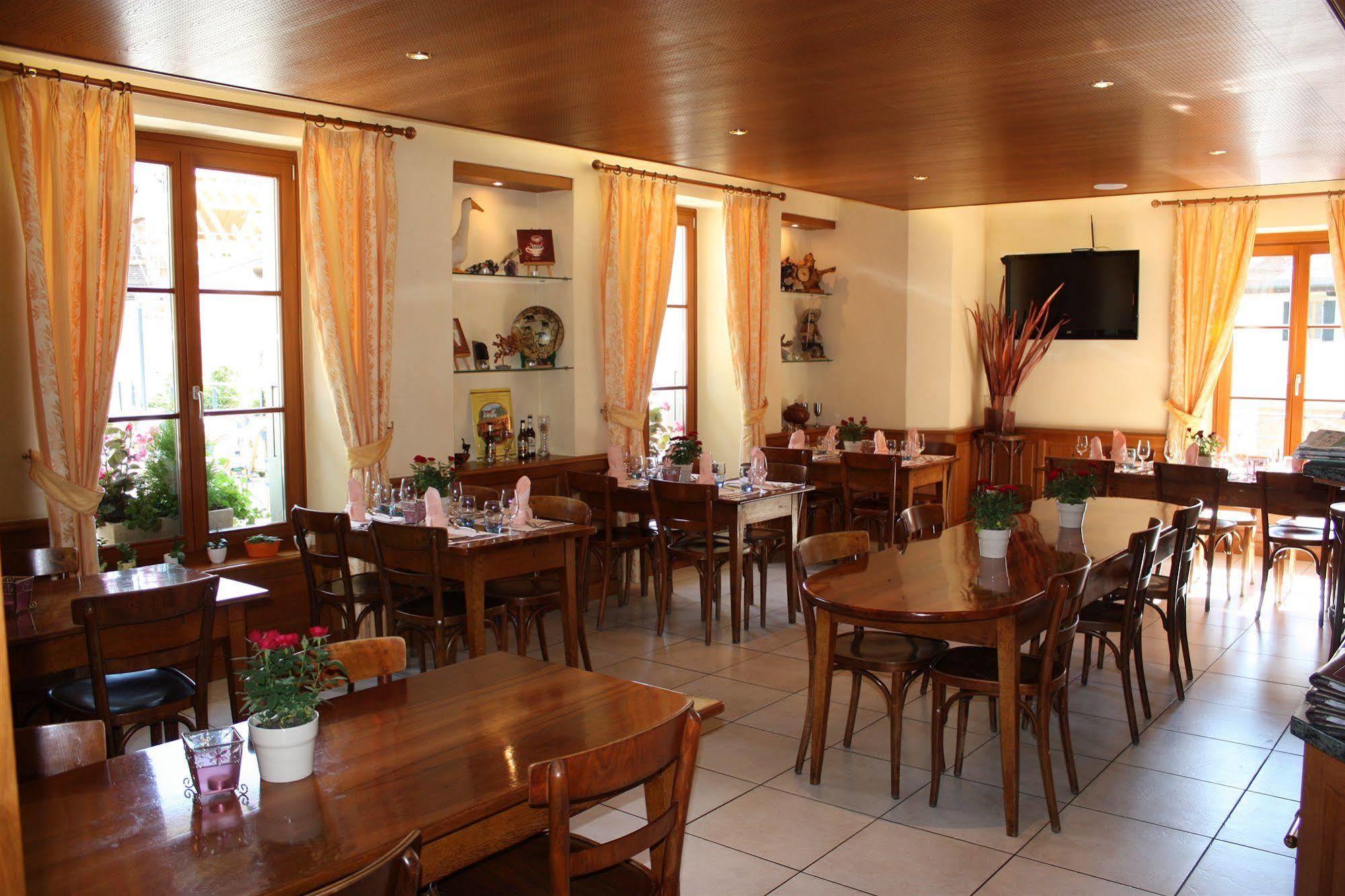 Auberge Communale A L'Union Gilly Luaran gambar
