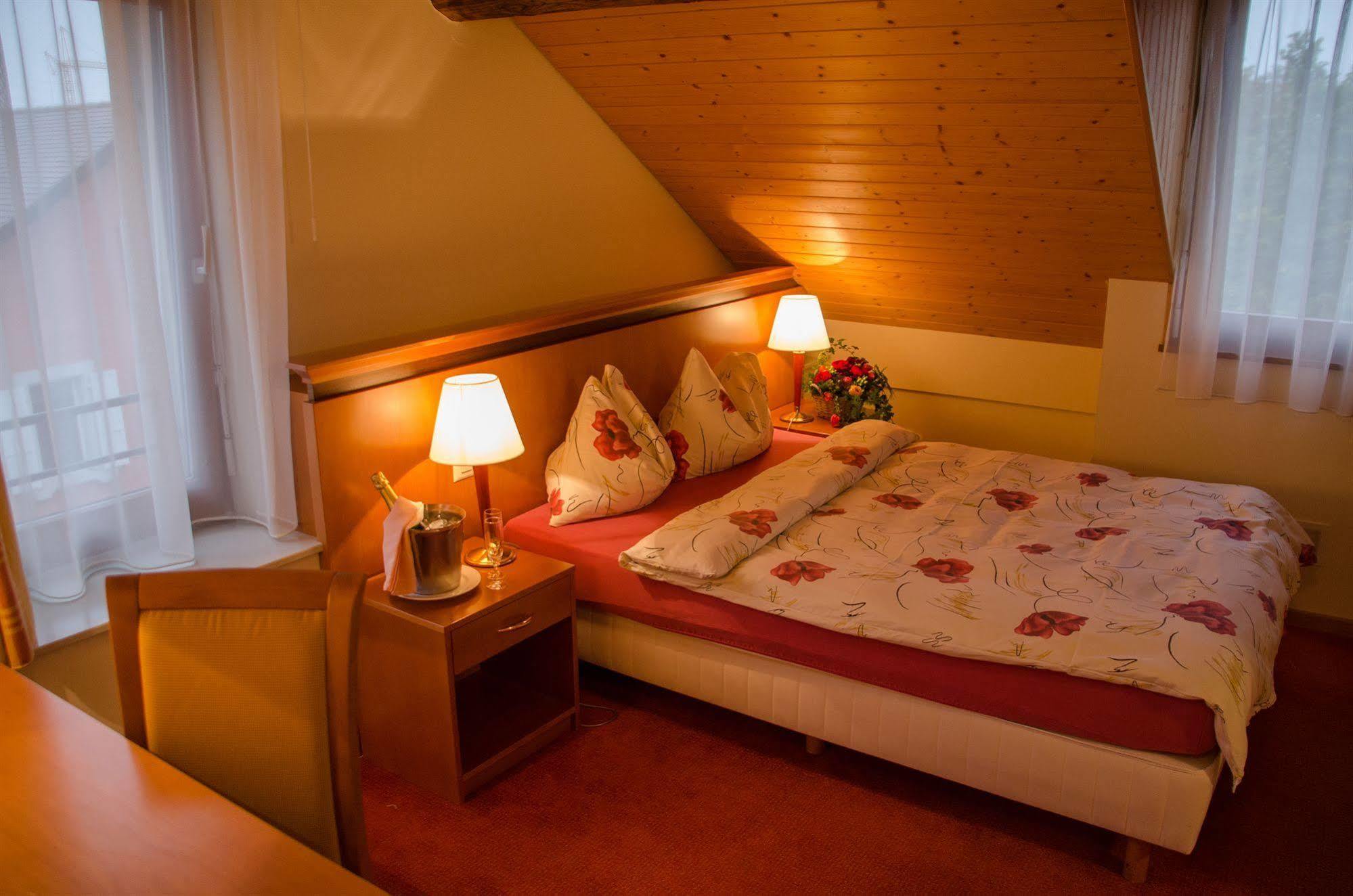 Auberge Communale A L'Union Gilly Luaran gambar